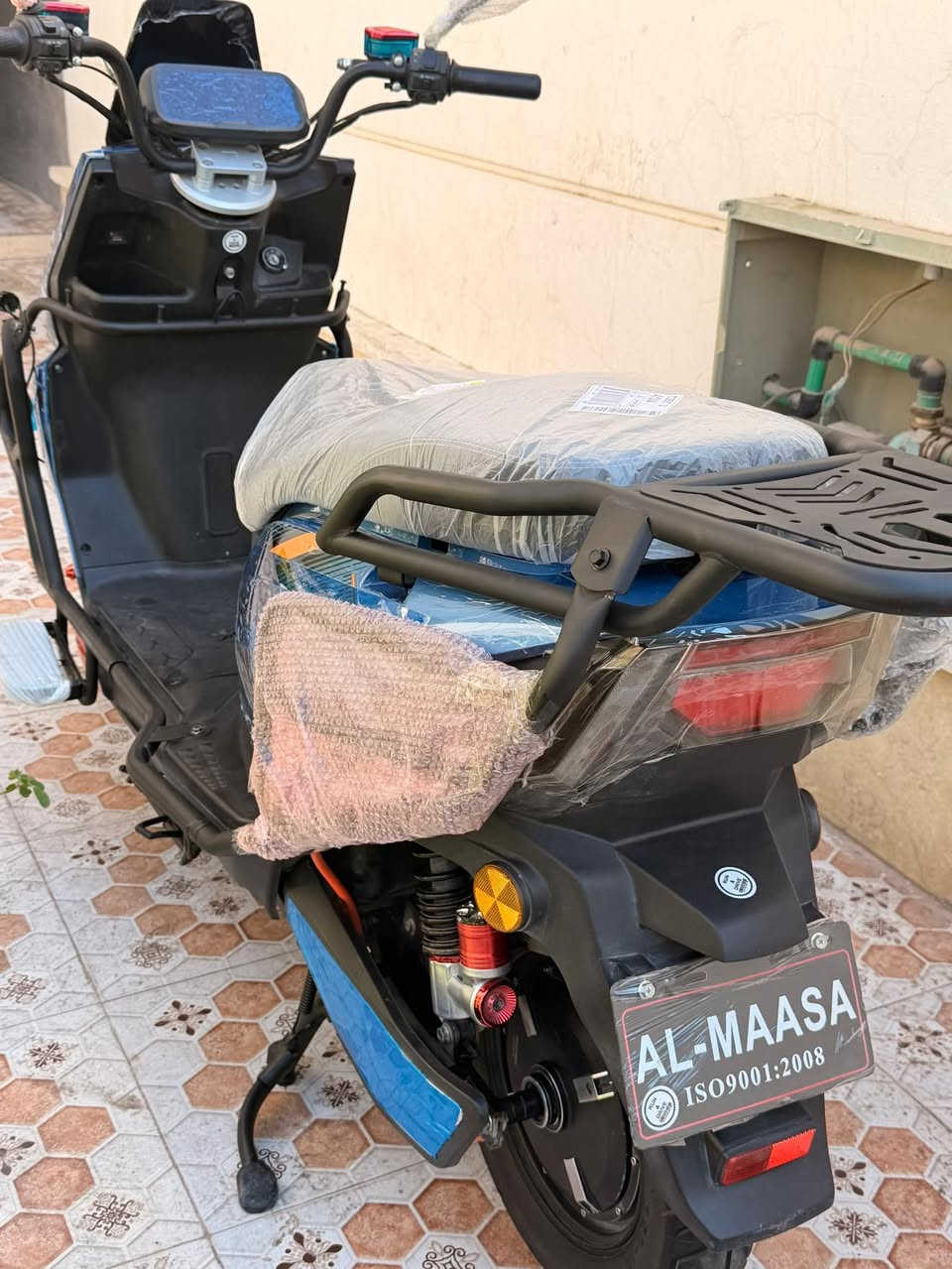 السلام عليكم
دراجه شركة الماسا 💎الاباجي
موديل2026
موطور بالكارتون جديد
(اخو الزيروو مستخدم ...)
(بطاريات عدد 6 على فحص) 
فول مواصفات 
(نظام  R) (نظام P)
(مخرج شحن USP) 
(سرعة 99) (سرع 4)
(مثيت سرعة) 
لايت زنون عالي ناصي 
اشاير يمنة يسرة دبل اشارة
السعر 675الف:
الموقع داخل الرمادي
الاستفسار :***********
