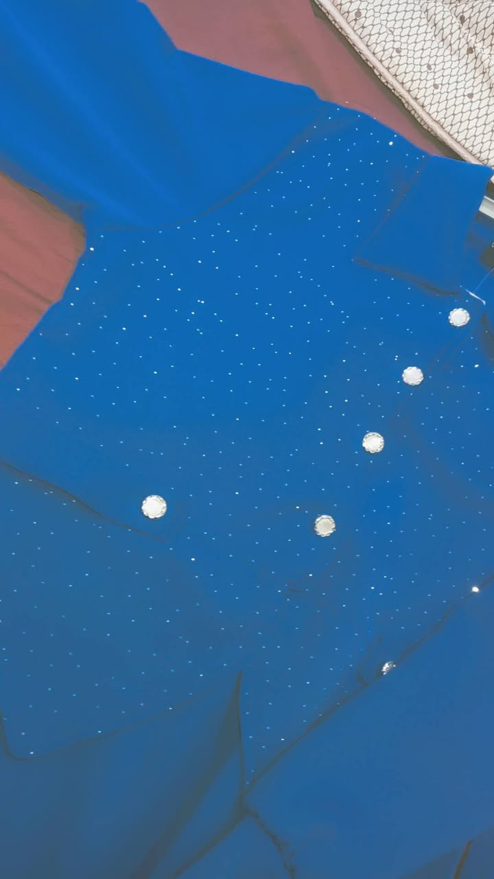 ارووح فدوا للتنقذني ولجن اشتريت فستان وكدرتله بلمحل وضلمة شفته زين رجعت للبيت ضيك شوي مطلع عيون جسمي ولعباس بعده بلكارتونه وميقبل يرجع ابو لمحل اروح فدوا ماكو وحده منا منا تشتري ونبي اخذته ب 24والجن ب 20حبابات اريد اشتري غيرة ولحسين عيالي مايخلوني اشتري بعد حبابات بنياتي قياسة 54يعني گوزن يلبس 75هيج وذا طويلة اكثر


**إذا كنت صاحب هذا الإعلان وتريد حذفه لأي سبب، رجاءا أرسل رسالة إلى الدعم الفني**