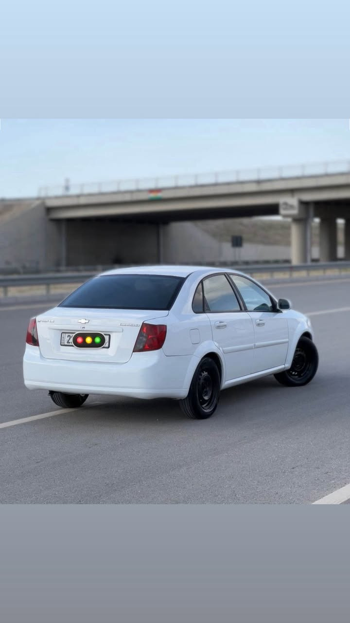 سلام عليكم OPTRA 2012
رقم و سنوية جديد2031 طايرات جديد كوبون بنزين 
رقم سليمانية جديد سياره بسمي مكان سيارة طوز خورماتو 
سيارة گير عادي شرط تحويل و غرامة سعرة 90$ و مجال قليل 
***********
