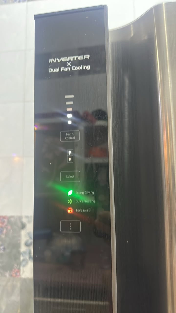 ثلاجه جديده داخل كارت الظمان


**إذا كنت صاحب هذا الإعلان وتريد حذفه لأي سبب، رجاءا أرسل رسالة إلى الدعم الفني**