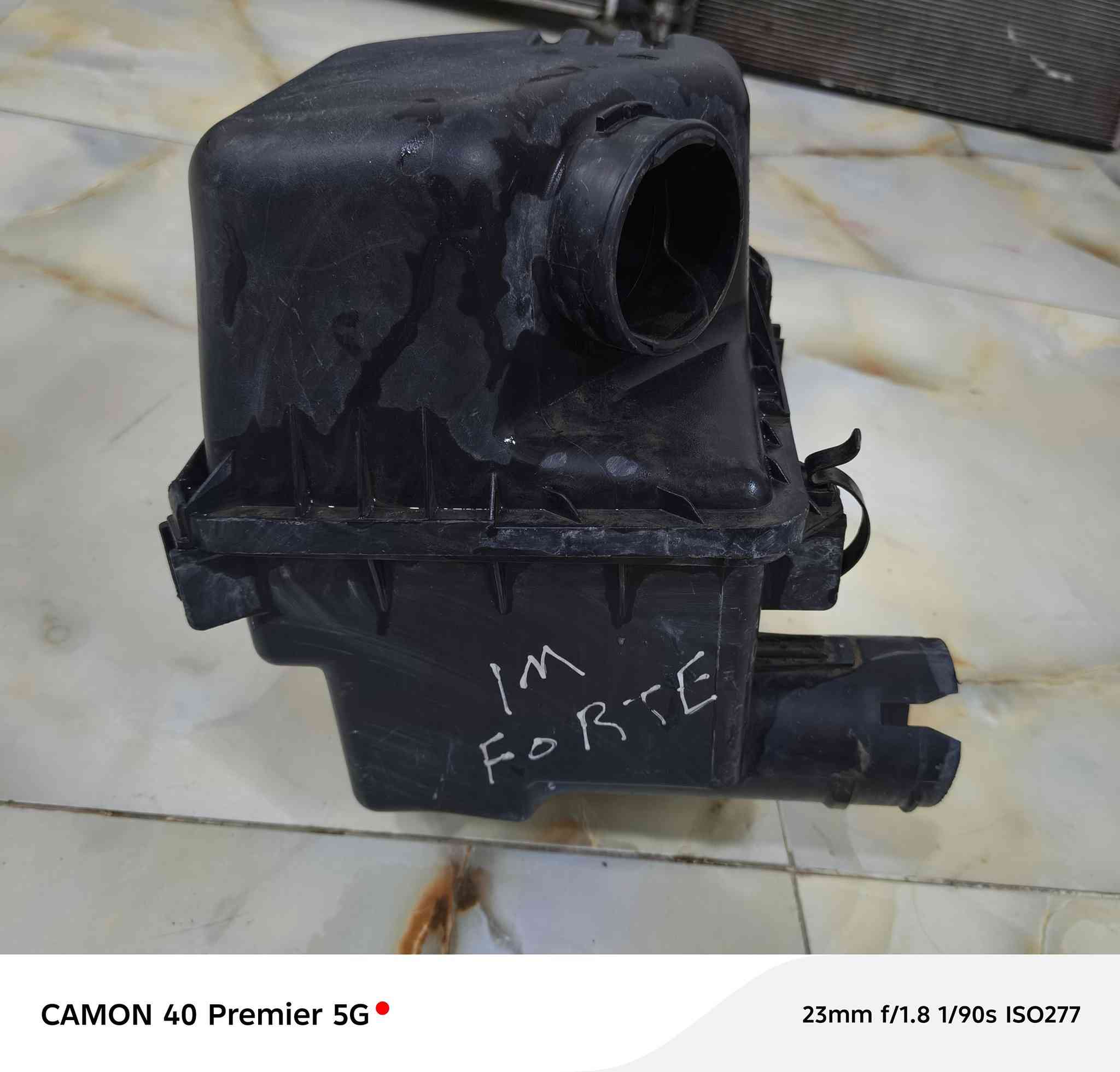 غراض سيراتو تفصيخ حاويه من موديل ٩ الى ١٣  الاستفساررًالاتصال عل الرقم *********** الحجز واتساب أو اتصال توصيل فقط بغداد
