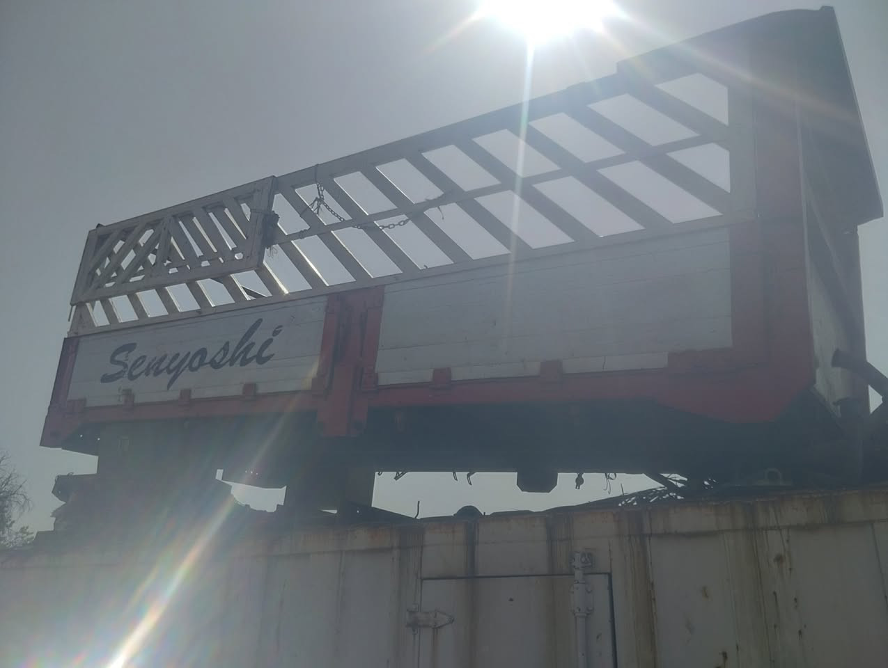 محجر كنتر أو بدي للبيع طول ٥ متر عنوان بغداد سعر $١٥ بي مجال موبايل ***********.    ***********
