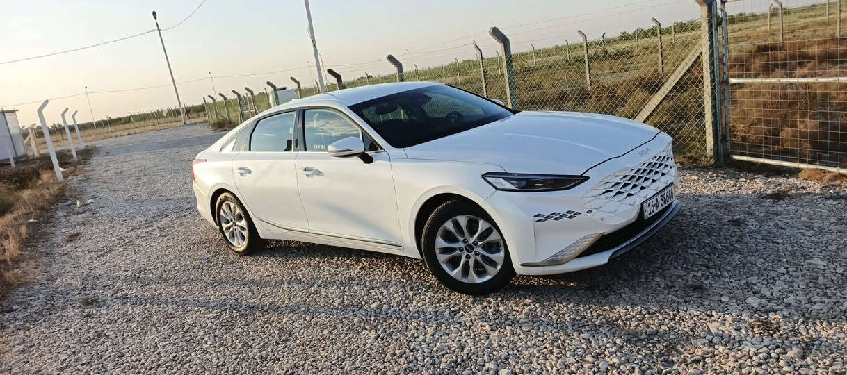 مديل ٢٢ماشيه ٨٠ الف مكانه بل ديوانيه بيه قطعتين باب او جاملغ الخلفي جهة اليمنه صبغ سعره ١٩٠ او بيه مجال الشراي يتصل ***********
