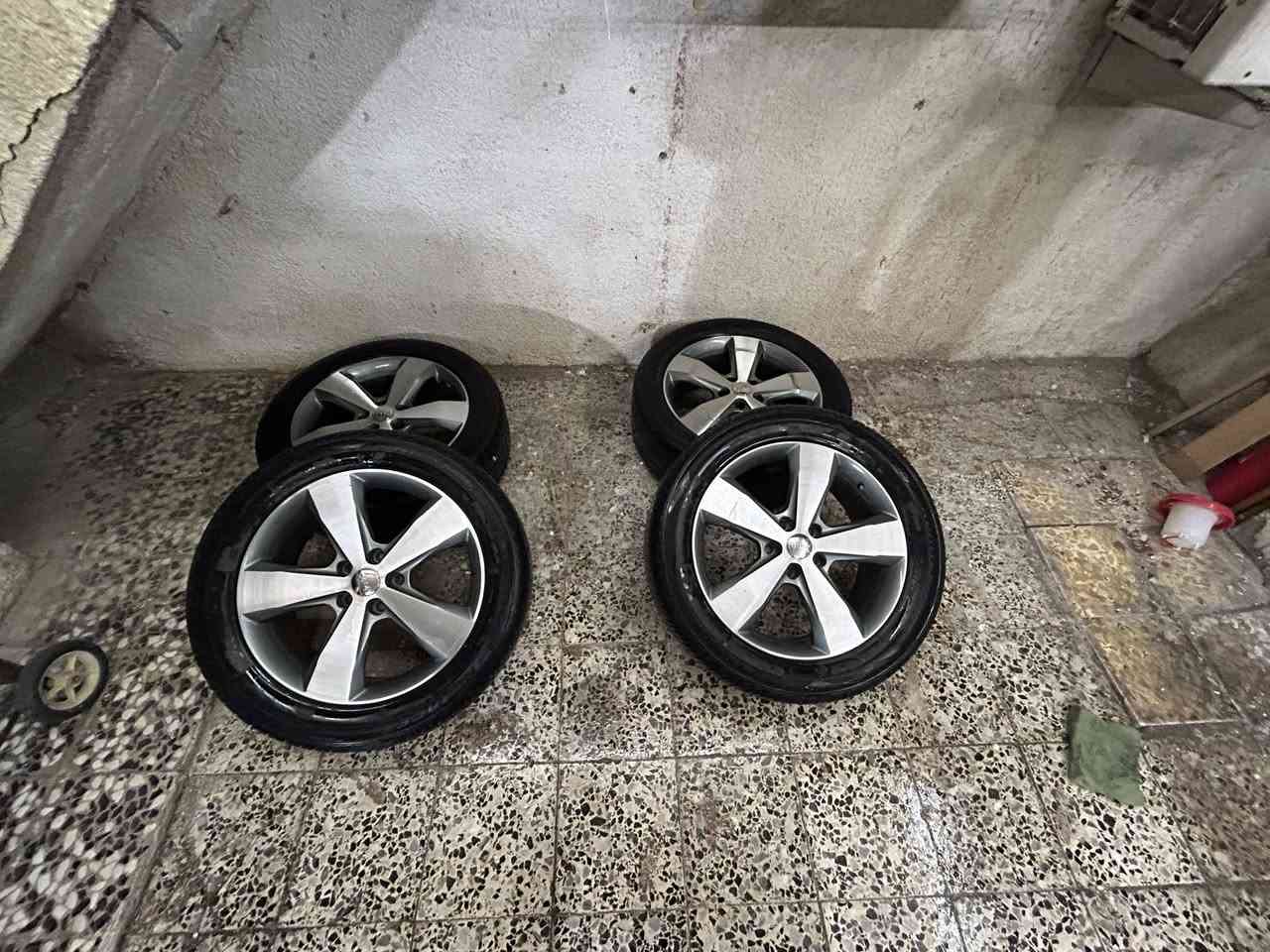 وياله مال جيب للبيع بدون مراوس ***********
