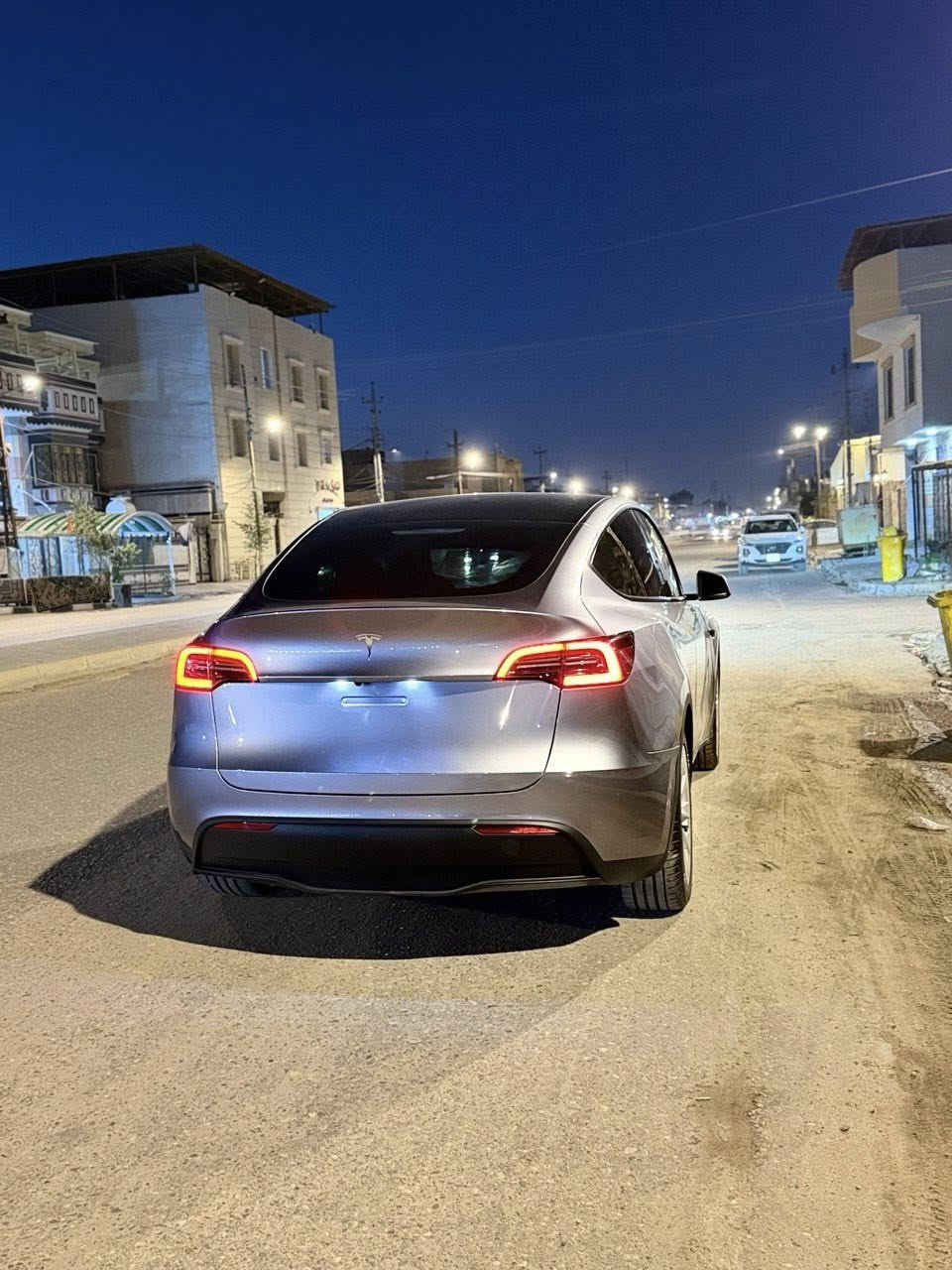 تسلا. Yمديل 2024  تك ماطور  حادث باب فقط مبدل باب اصلي  بدون ارباك  تخم تاير جديد اصلي  بطاريه مانازله اي شي مابيه شرط الفحص والتراي  السعر 240$ رقم مبايل ***********   *********** والشراي يدلل
