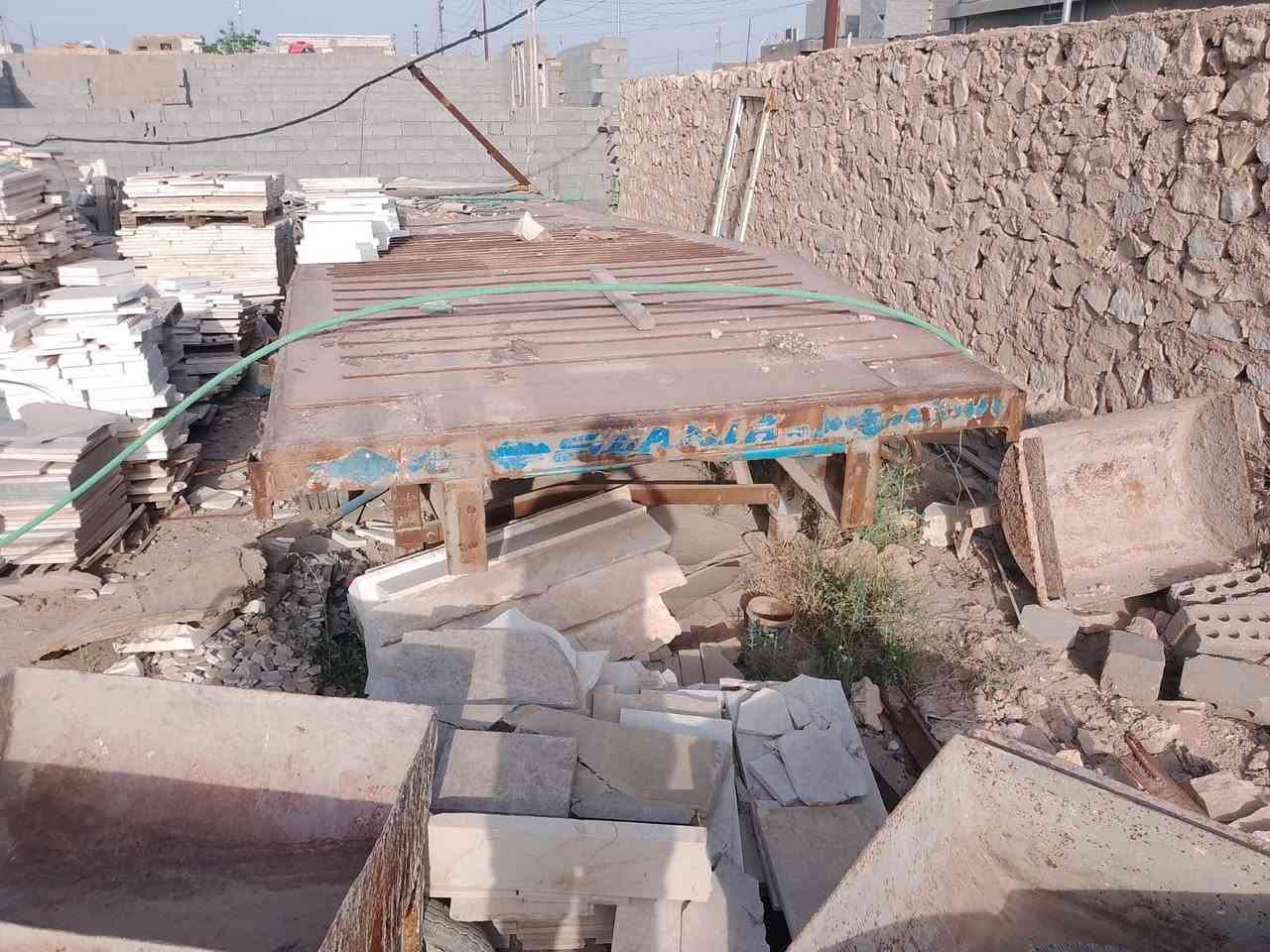 السلام عليكم سطحيه للبيع ثقيل 
عنوان نجف للبيع فقط
***********
