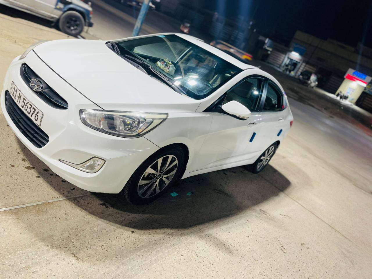 سلام عليكم عندي اكسنك موديل 16 بيهةقطعتين صبغ رقم بغداد مكاني بغداد مدينة الصدر رقم  ***********
