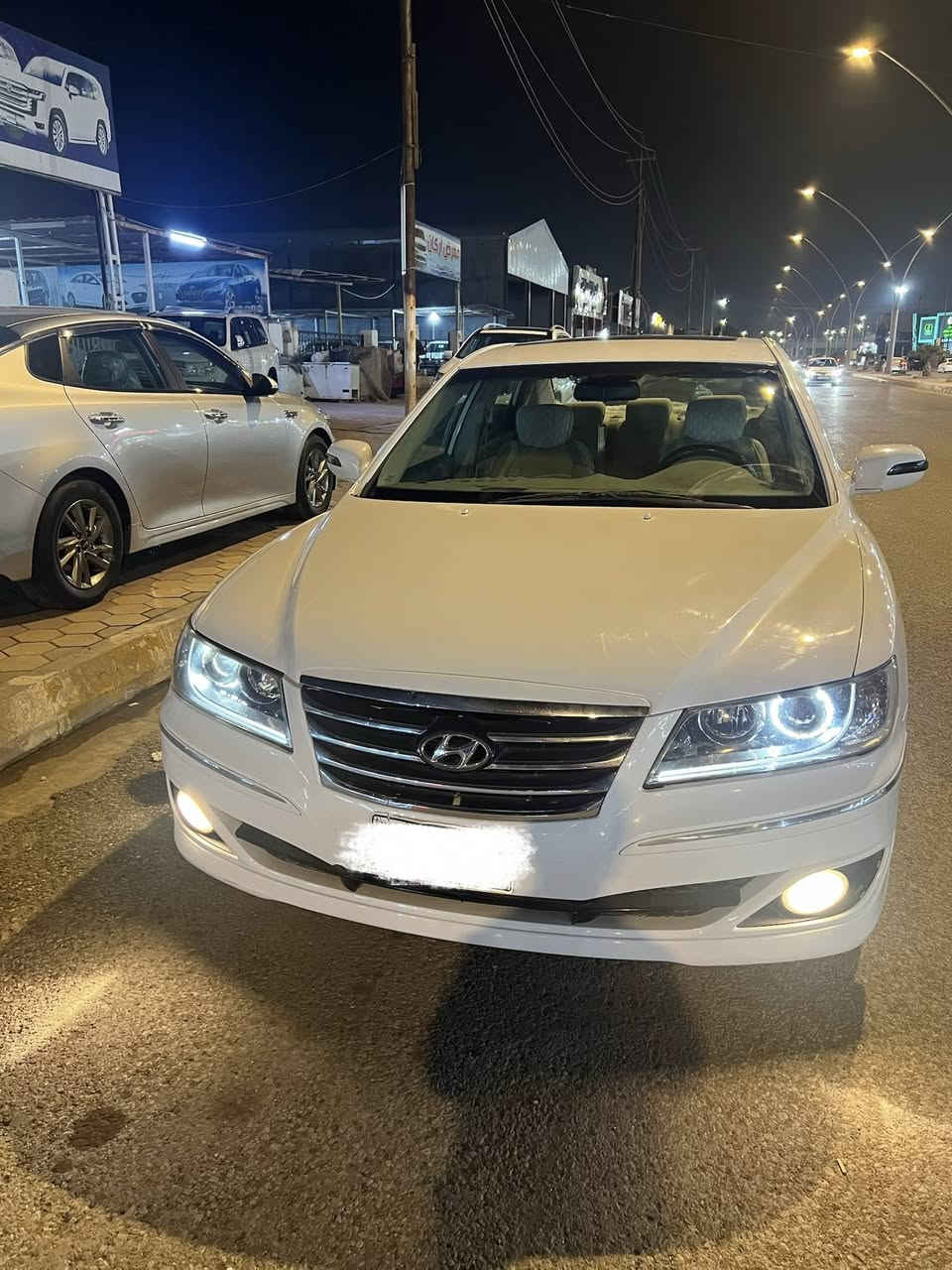 سلام وعليكم
معروضه سياره أزيرا ٢٠١١خليجي فول موصفات 
محرك ٢٧٠٠

رقم قديم 

سياره بيها ٣قطع صبغ جاملغات و البنيد 
بدون اي ضربه و ضرر سياره مكفوله جكت ابره ما بيها 
سياره اي نواقص ما بيها محرك كير فول

معروضه بدفتر و ١٠ ورقات و بيها مجال 
  

الاستفسار الاتصال على رقم ***********
