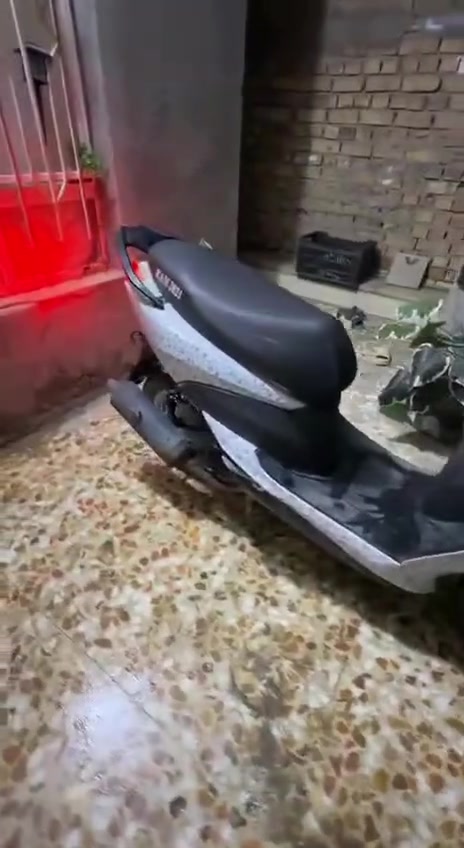 دراجه للبيع نضيفه وحلوه ب 300 وبيه مجال بسيط


**إذا كنت صاحب هذا الإعلان وتريد حذفه لأي سبب، رجاءا أرسل رسالة إلى الدعم الفني**
