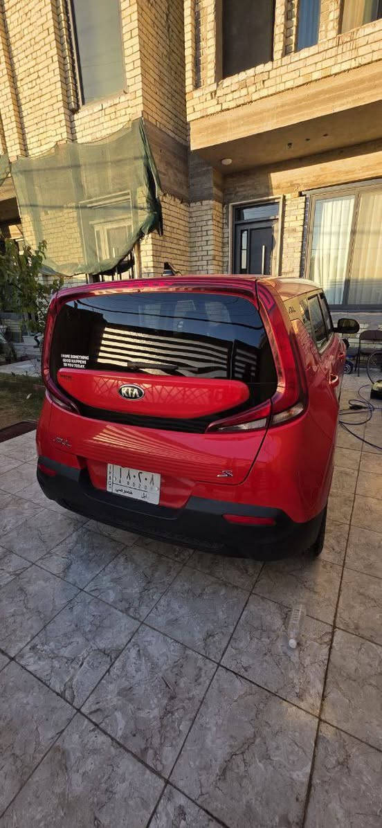 🔥 للبيع | كيا صول 2020 🔥
🚗 نظيفة جدًا – استعمال شخصي ومرتبة
📍 اللون: أحمر جذاب ❤️
⚙️ المواصفات:
محرك 2.0 لتر قوي 💪
147 حصان
قير أوتوماتيك CVT
سبورت رياضي
🛡️ الأمان:
مانع انزلاق
نظام ثبات
رادارات أمامي وخلفي
كاميرا خلفية
📱 الإضافات:
شاشة + بلوتوث
Apple CarPlay + Android Auto
حساسات
مثبت سرعة (حسب الفئة)
❄️ الراحة:
مكيف بارد ❄️
داخلية مرتبة ونظيفة
سيارة مريحة واقتصادية
📌 ملاحظات:
السيارة ما تحتاج ولا فلس 🔧
فحص كامل وجاهزة للاستخدام
اقتصادية بالبنزين ومناسبة للمدينة
💰 السعر: مناسب وقابل للتفاوض للجادين فقط
١٣٥ ورقة قابل للتفاوض للاستفسار الاتصال على الرقم ***********
