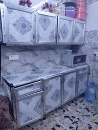 قفل ٨٠ • دواليب