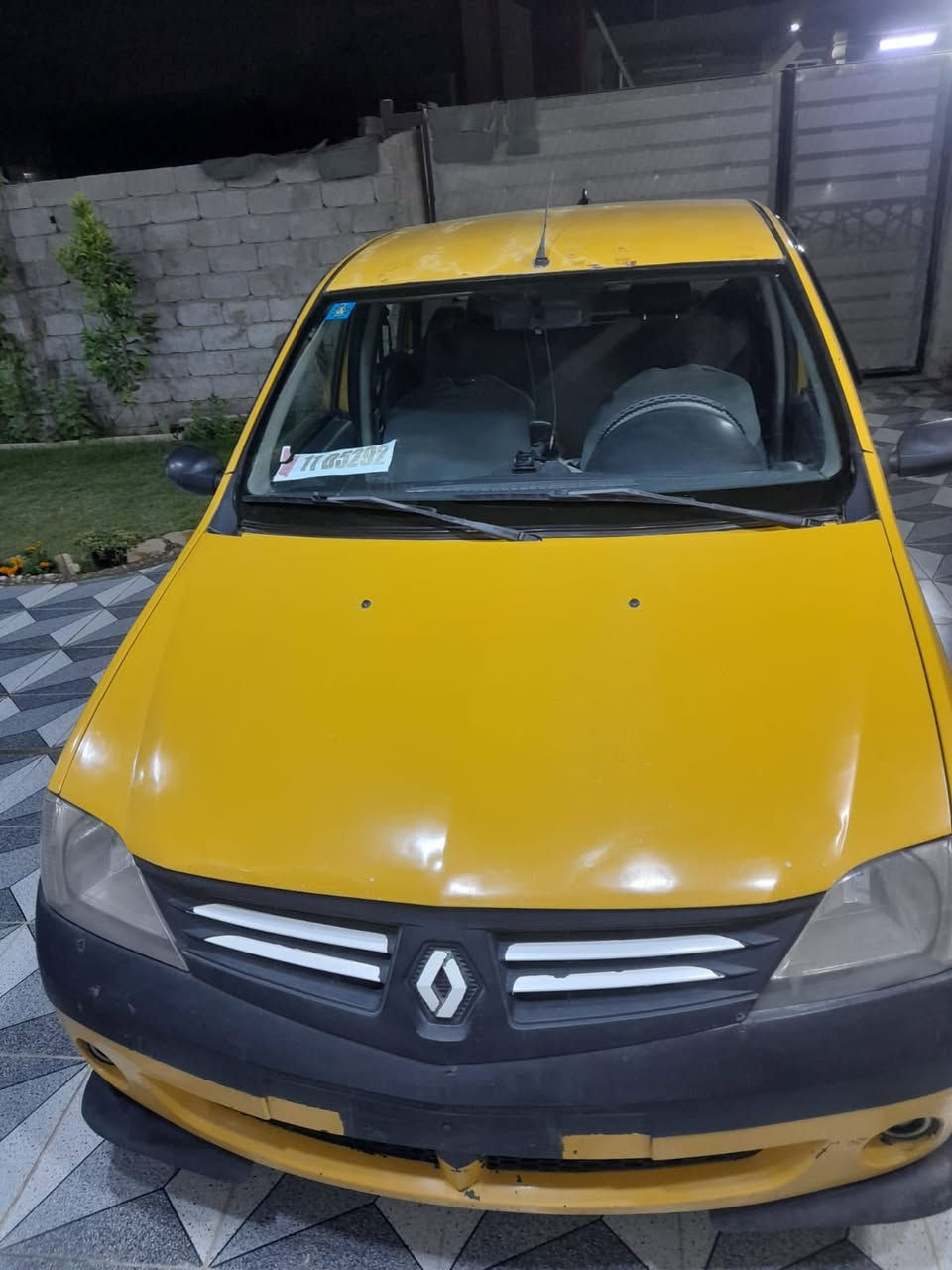 السلام عليكم رينو 2010لوكان رقم انكليزي تحويل مباشر بغداد مصفرة هيئة وخط سنوي جديد محرك أصلي نظيف تخم تاير كهربائيات كلها شغاله تبريد بس يراد فان يصلح او يتبدل المكان ابو غريب الخط السريع قرب محطة جوهرة العدنان الإتصال على الرقم ***********/آو الرقم ***********الرقمين وات سآب السعر 35وبيه مجال حك الجيه
