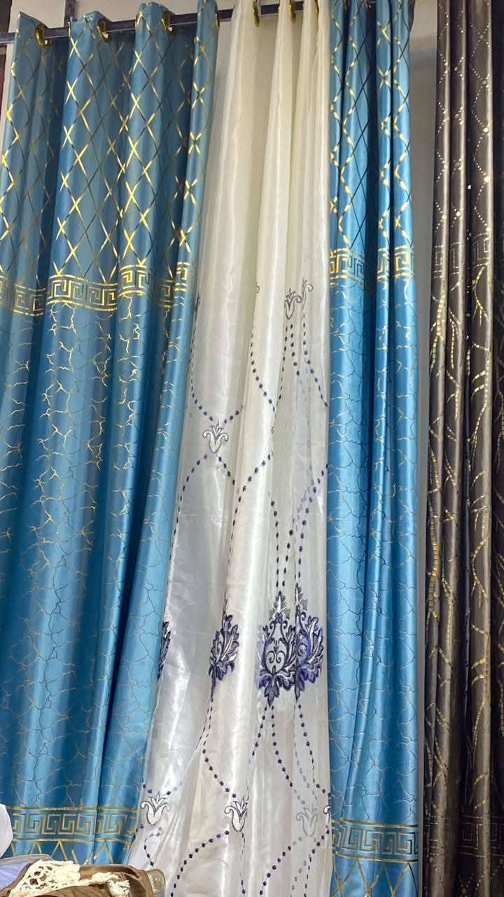 توفرت من جديد 🤩بردات قماش مي الذهب😍

الجنطه تجي 3 قطع 💯 القماش قديفه مذهب 🙋🏻‍♀

العرض الكامل 4 مترات 💯 والارتفاع 3 متر ✅

السعر 20 الف فقط 🔥 #متوفر_توصيل  🚗🚕


**إذا كنت صاحب هذا الإعلان وتريد حذفه لأي سبب، رجاءا أرسل رسالة إلى الدعم الفني**