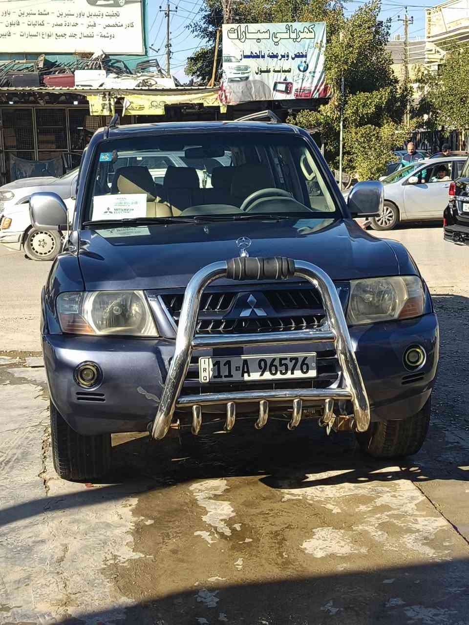 السلام عليكم باجيرو لون اسود كحلي موديل 2006 سياره فول كشنات 7 راكب مري شفط شاشه كامره محرك 3800 بدون حادث صبع 3 قطع  محرك كير جديد كهربائيات كله بلادي سياره بلاديه نقص صدر زوج تايرات مكانه بغداد العامرية سعر 85 بي مجال او مراوس رقم ***********
