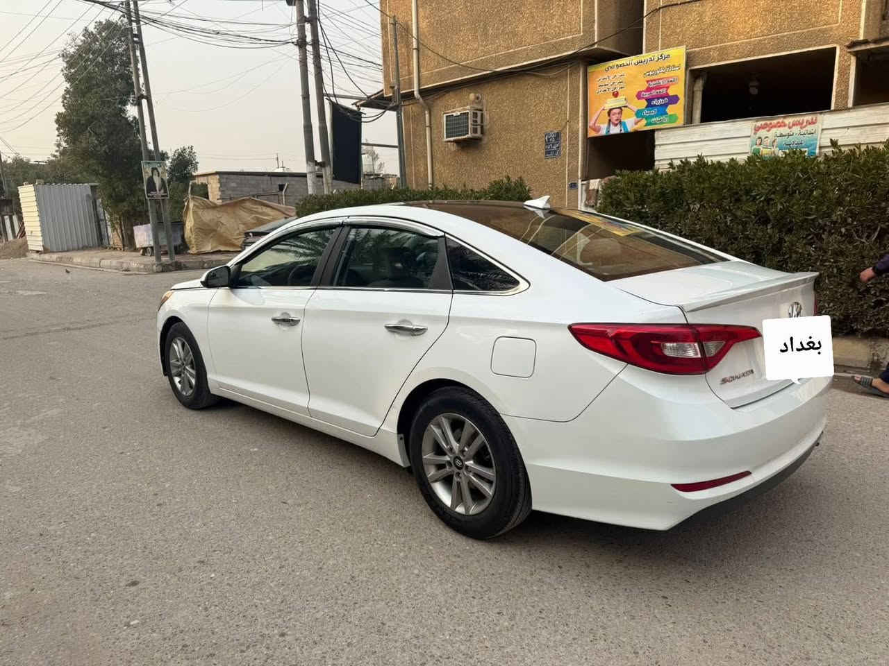 السلام عليكم سوناتا 2016 وارد امريكي بدون حادث  بدون صبغ فقط طخه بسيطه موضحه بصور الحادث والباقي كفاله عامه شرط سونار
مكينه كير حدادي شركة سياره اخت زيرو ماشيه 75 الف حقيقي شرط فحص موصفات  تحكم ستيرن تبريد خلفي مرايات شفط ويلكب كروم دواخل عسلي كشنات مخمل ايكو 
سياره جديده وبعد ع وضع شركه 
مكانه بغداد 
شراي يتصل ***********
