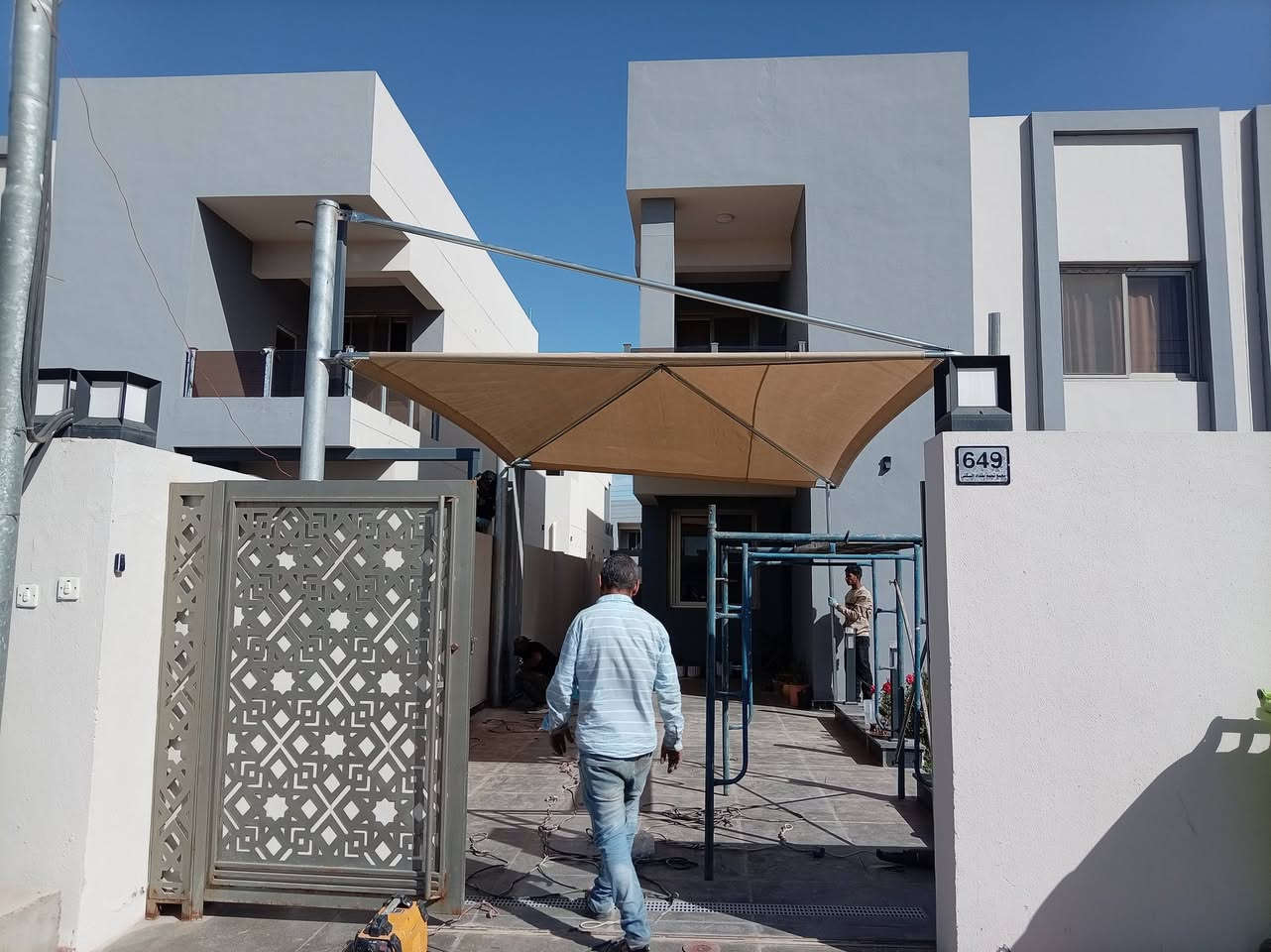 تم بعون الله عمل سقيفه هرميه في مجمع نجمه بغداد ونشكر كادر مكتب الصادق اللسقائف كي سبان سعر المتر 40الف***********
