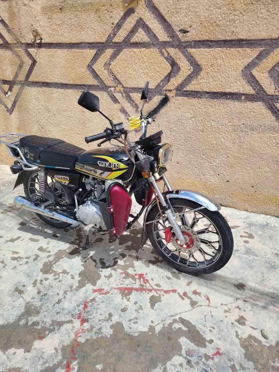 دراجه سونيك ٢٠٢٤ البيع أوراق كامله اصوليه داجه بلاديه برغي مامفتوح مكان تقاطع نهروان  اتصل ***********
