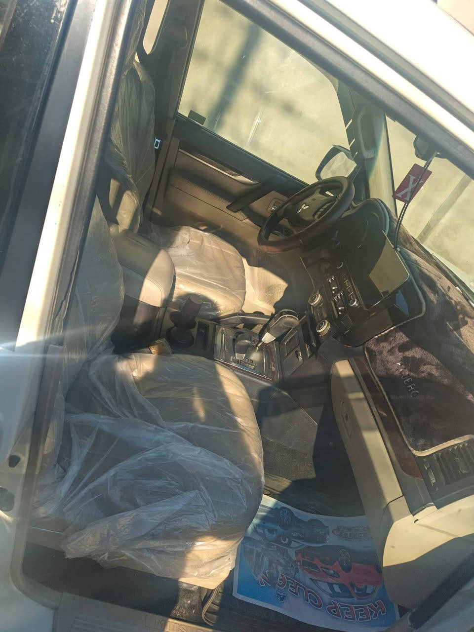 سلام عليكم باجيرو حبتور موديل 2010 

فول مواصفات حبتور

گير مكينة مكفول

رقم بغداد دولي بأسمي

هزة جديدة

مكينة 3500

فتحة

كشن جلد

تحكم ستيرن ٣ جهات

دمام خلفي

مكان السيارة بغداد مدينة الصدر

للاستفسار اتصال

‏‪***********‬‏ السعر 135 وبي مجال
