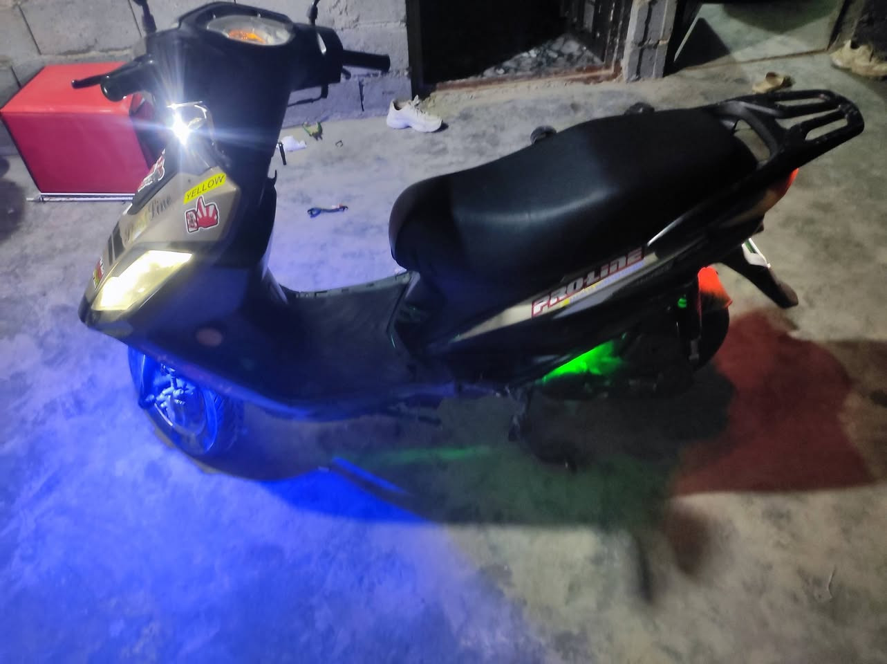 السلام عليكم دراجه للبيع هوجي مرقمه تحويل ثاني يوم 2017 مكاني شهداء الصقلاويه السعر 1,200 وبمجال


**إذا كنت صاحب هذا الإعلان وتريد حذفه لأي سبب، رجاءا أرسل رسالة إلى الدعم الفني**