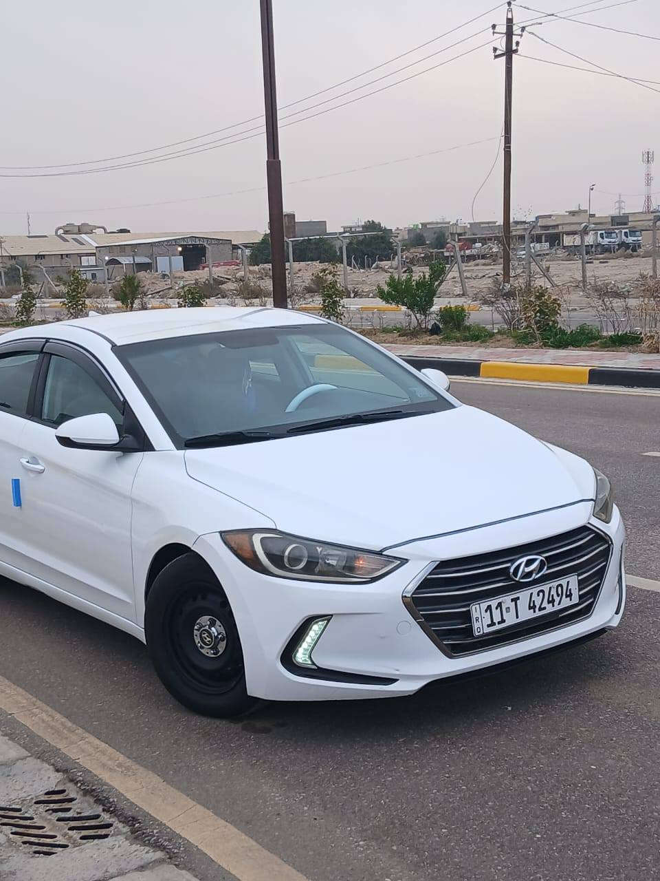 سلام عليكم سيارة نوع النتره مديل 2017 امركيه السياره جاهزه كير مكينه حداديه تخم تاير تبريد مكينه 2000دوش لسياره السعر 122  ليبل واحد امريكيه حادثه جاملغ وبنيد فقط مديل بدون دواخل العلوان كربلاء رقم الهاتف***********
