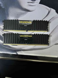 رام DDR4 • ٣٠٠٠MHz