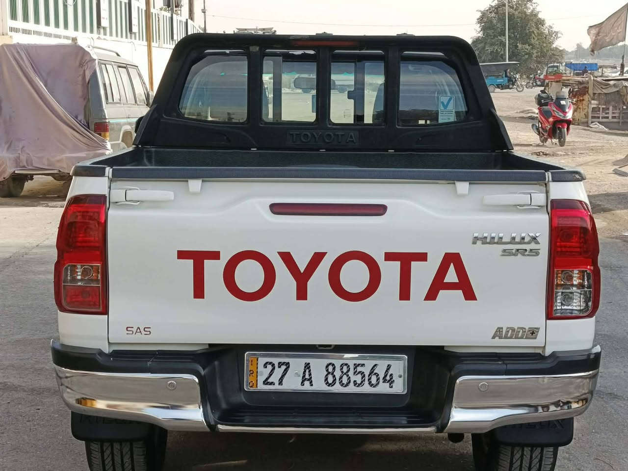 سلام عليكم بيكم هايلوكس 2018ساز 
كير اوتو وقود بانزين مكفولة كفاله عامه
رقم ذي قار بسمي،،***********
