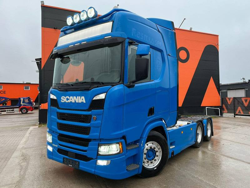 Scania R 540
سنة الصنع 2021 
ممشى 646.000 كم 
ناقل حركة أوتوماتيكي 
قوة المحرك 540 حصان 
نظام المحور 6x4
رتايدر كامرة 
حساسات ثلاجة 
شاصي باج 
السعر 530 ورقة 
شامل كمرك ونقل


**إذا كنت صاحب هذا الإعلان وتريد حذفه لأي سبب، رجاءا أرسل رسالة إلى الدعم الفني**