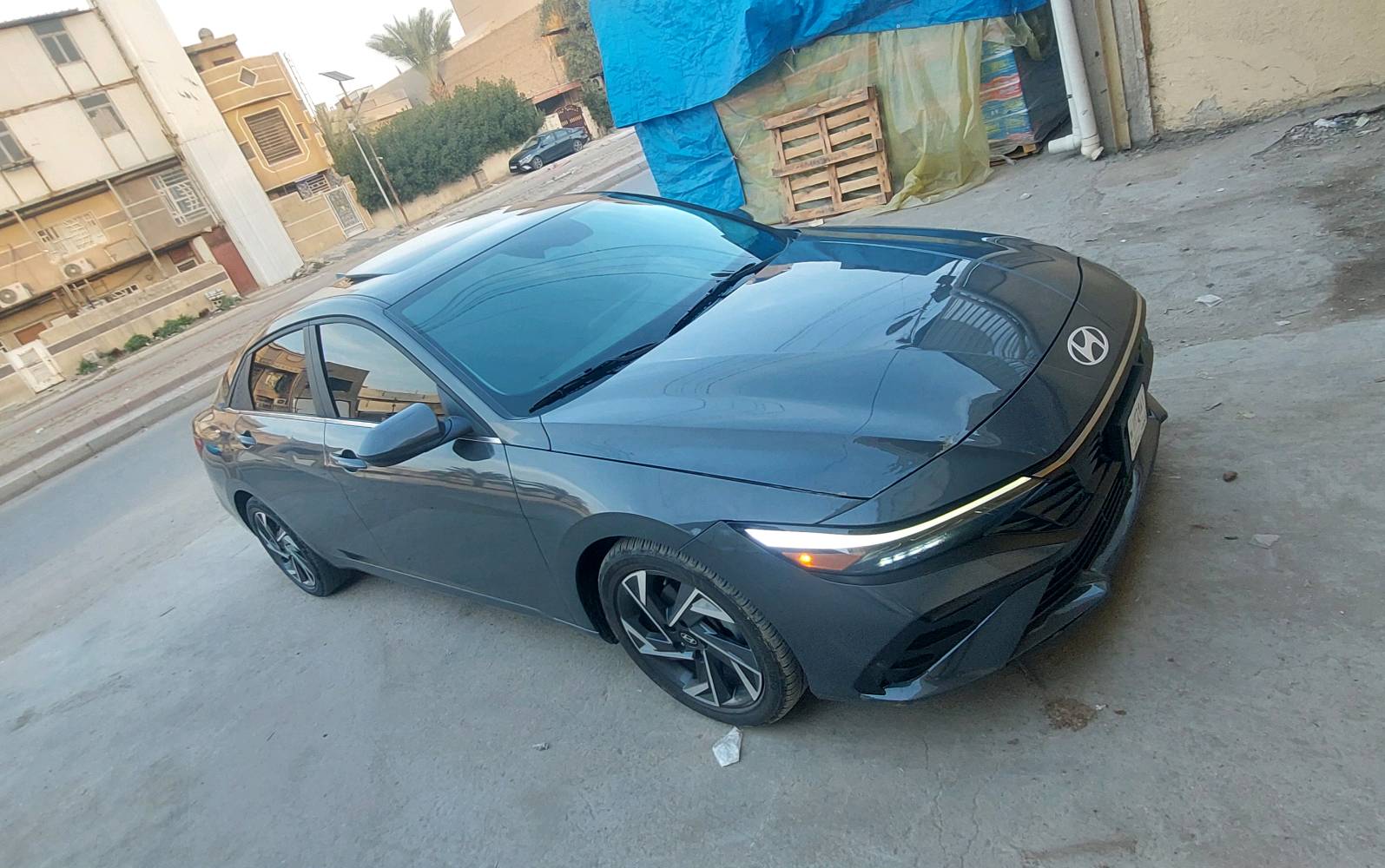 سلام عليكم النترا ۲۰۲۵ بدون صبغ 
النترا موديل ٢٠٢٥ بدون صبغ تعديل بارد فقط 
ماشية ١٤ الف قابل للزيادة فول مواصافت ايرباك دركة طاك فقط مكينة ٢٠٠٠ دوش منفيس بسمي مكاني بغداد
السعر والتفاصيل اكثر هاتف *********** 
يوجد وات ساب