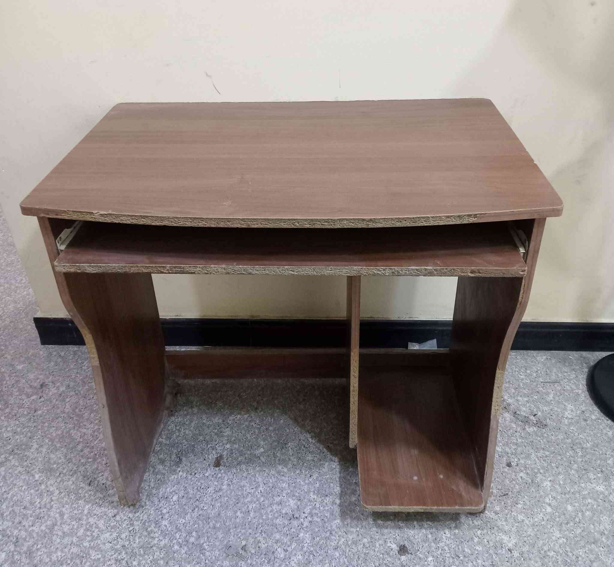 محجر جديد ونضيف طول 3متار و60 سنتم السعر 75  بي مجال مكان ناصريه قرب جامعه العين+//كنتور يرادله بس تلميع تعديل بسيط والله ابو 4 طول مترتين و20وعرضه مترتين  او 30 تجي شوفه حته دواخله نضيفه لسعر 125بي مجال مكان ناصريه مدينه الصدر+ هاي النافوره هي والحجر مالتها والورد كامله سعرها 125 وبيها مجال+// مرايه طوالانيه لسعر 35+// خيمه 10 +// بردات عدد ثنين طول عرض مترين وطول مترين ونص لسعر وحده 25 لون اسود+// مكان ناصريه حي اور+// فورتيه منضم كهربا جديد كلش ونضيف مامستخدم مضموم جان ماخذينه 350 نوعيه زينه 30امبير لسعر 250ناصريه مركز


**إذا كنت صاحب هذا الإعلان وتريد حذفه لأي سبب، رجاءا أرسل رسالة إلى الدعم الفني**