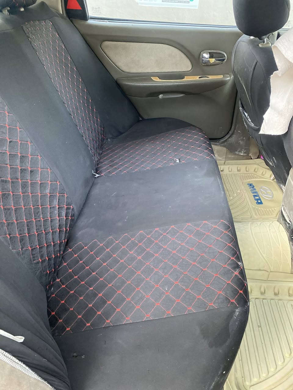 السلام عليكم العنوان بابل 
سوناتا 2005 سياره رقم بغداد الدولي بسمي 

ادامه كامله فول موصفات عده البصمه 

فتحه سقف 

شاشه تاب 

كامره خلفيه دواره 

تدفئه تبريد بلكشنات 

محرك وكير مكفول 

تبريد شغال +تدفئه 

سياره شلعتها كلش حلوه وع ايدي كلشي سويتها 

لان اني جناي ضروها جاملغ الخلفي وشويه من الجنطه  الباقي كفاله عمامه السعر ٦٠وبيها مجال قليل تحياتي لجميع 

 هـ***********
