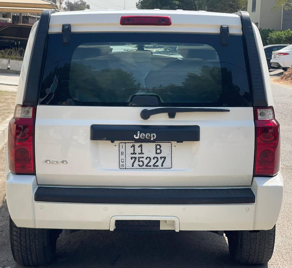 للبيع جيب كوماندر 2007 وارد كندي كفاله ضربه وتبديل بيها ربع قطعه صبغ سياره كلش جديده ماشيه 169 الف حقيقي محرك 8 سلندر 4700 المرغوب دواخل بيجي تبريد3 قطع ثلج 7 راكب 4×4 فور ويل  شاشه كامره حساسات اصطفاف حداديه طخم تاير دنلوب رقم دولي بغداد للاستفسار *********** السعر 107 وبيها مجال بسيط مكانها بغداد شارع فلسطين بغداد, العراق
