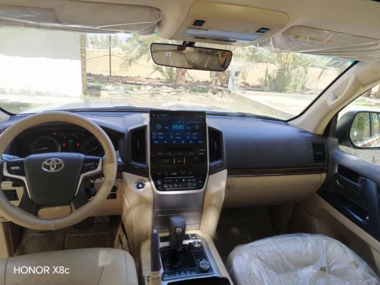 البيع لاندكروزر2017 او مراوس لاندكروزر 2013/2012 
 رقم بغداد بسمي الجديده ال 31 هزه جديده   سلندر 6 بيها رش صبغ بدون ضرب شرط ***********مكان بابل الكفل
