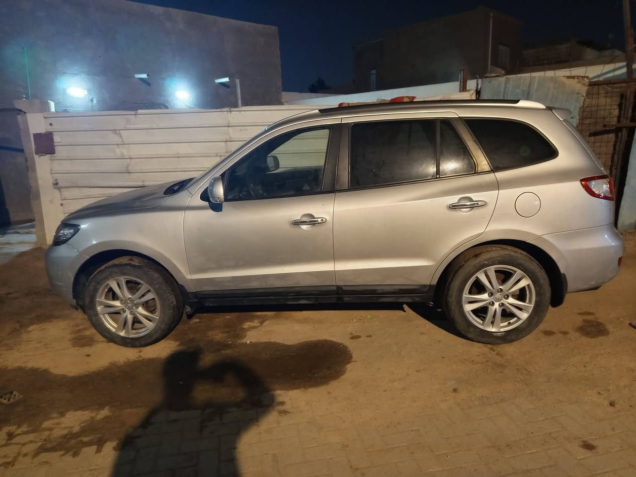 السلام عليكم
***********
سنتافيا للبيع موديل ٢٠١٠ ادوات مكينة كاز متؤمه رقم وسنوية 
مكينه وكير خير من الله السياره جديده تجي وتشوف بعينك بيه كصه جنطه مكانه بصره السعر ٤٨ بيه مجال بلا زحمه عليك التفاصيل مذكورة لاتراسلني وشنو بيه مابيه شراي تعال وخادمك
