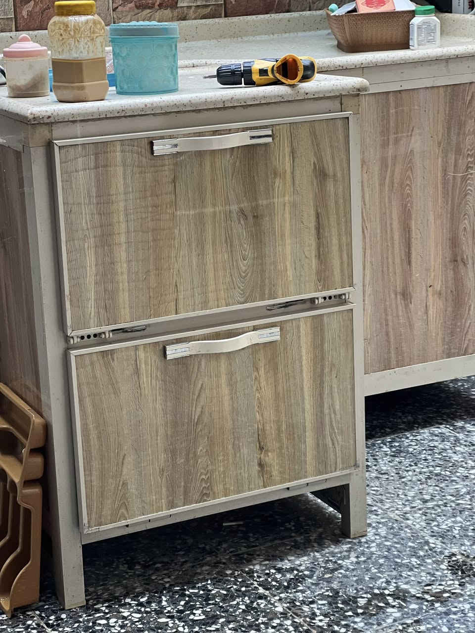 سلام عليكم كوانتر للبيع جديد بعد بالايلونه هاي اول السعر 400الف


**إذا كنت صاحب هذا الإعلان وتريد حذفه لأي سبب، رجاءا أرسل رسالة إلى الدعم الفني**