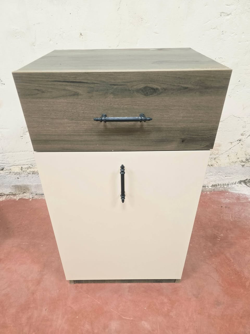 غرفه ترڪي مستخدم تخبل💗
11قطع 💗
نضافه 99بل 💯
نضام ابواب💗 
جام برونزي 💗
ضهر بلوك💗
كنتور اضافي 💗
السعر مليون و 100  قفل 
مع شد🪛 ونقل 🚚  مجاني💯💯💯


**إذا كنت صاحب هذا الإعلان وتريد حذفه لأي سبب، رجاءا أرسل رسالة إلى الدعم الفني**