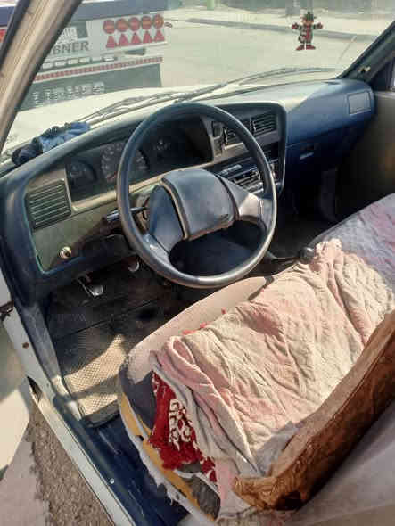 السلام عليكم عندي تيوته بيكم للبيع موديل 1990 مكفولة من الصبغ ماعدا كصه البنيد مكينه كروسيده السعر45وبيه مجال المكان بغداد جسر ديالى القديم رقم الهاتف ‏‪***********‬‏ مكلف بلنشر
