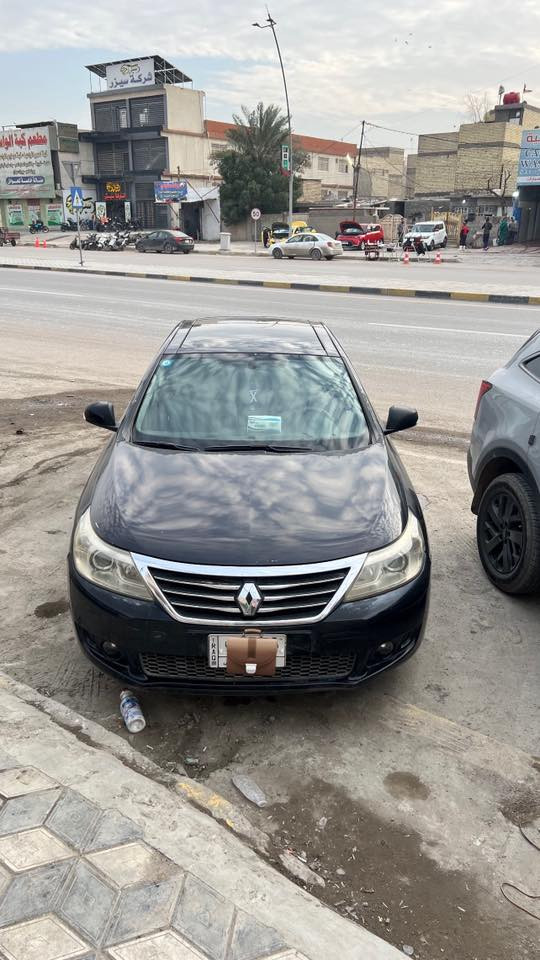 رينو سافران موديل ٢٠١٢محرك ٢٠٠٠ اربعه سلندر رقم بغداد بأسمي السياره بانوراما وبصمه مكفوله كير ومحرك وحداديه بدون ضربه السياره بلاديه مال جناي سعرها ٧٣قفل رقمي للتواصل / ‭٠٧٨٨ ٠٠٠ ٦٣٨٤‬
