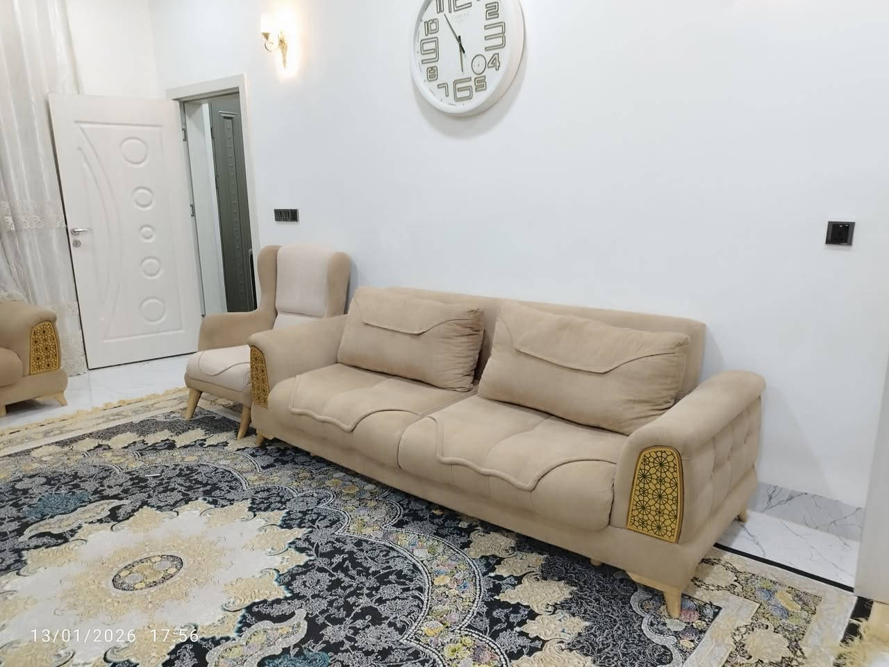 خاص
***********
مزاد عبدالله الجاف 
عنوان خانقين محطه خلف مركز شرطه ازادي
