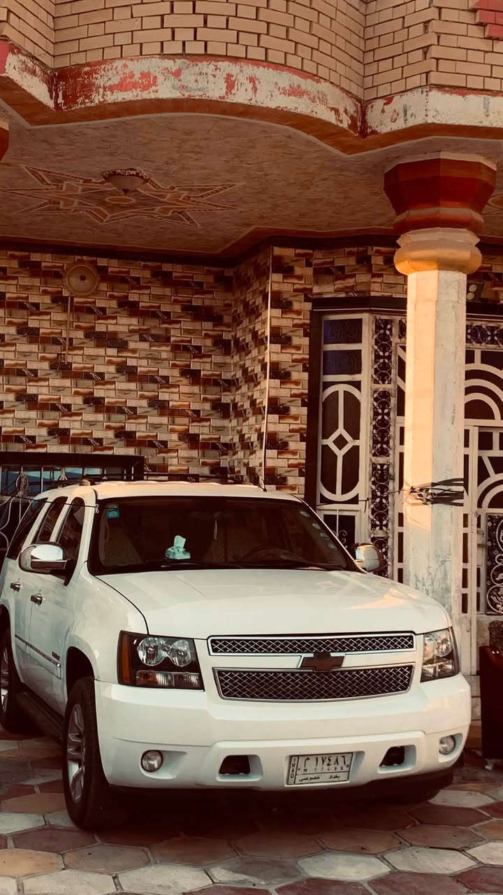 سلام عليكم تاهو ٢٠٠٧ معلايه ٢٠١٤ منزل موديله وعاملته كامله باقي علكمرك
السياره جديده وجاهزه من طول لطول نقص برغي مابيه 
فول مواصفات للخير LFZ
كير مكينه اكسل حداده تخم تاير 
ويل مال موديل ١٩ حجم ١٨ 
وباقي السياره ما نقصه شي 
سعر ١٤٥ مكانه بصره الكرنه 
***********

