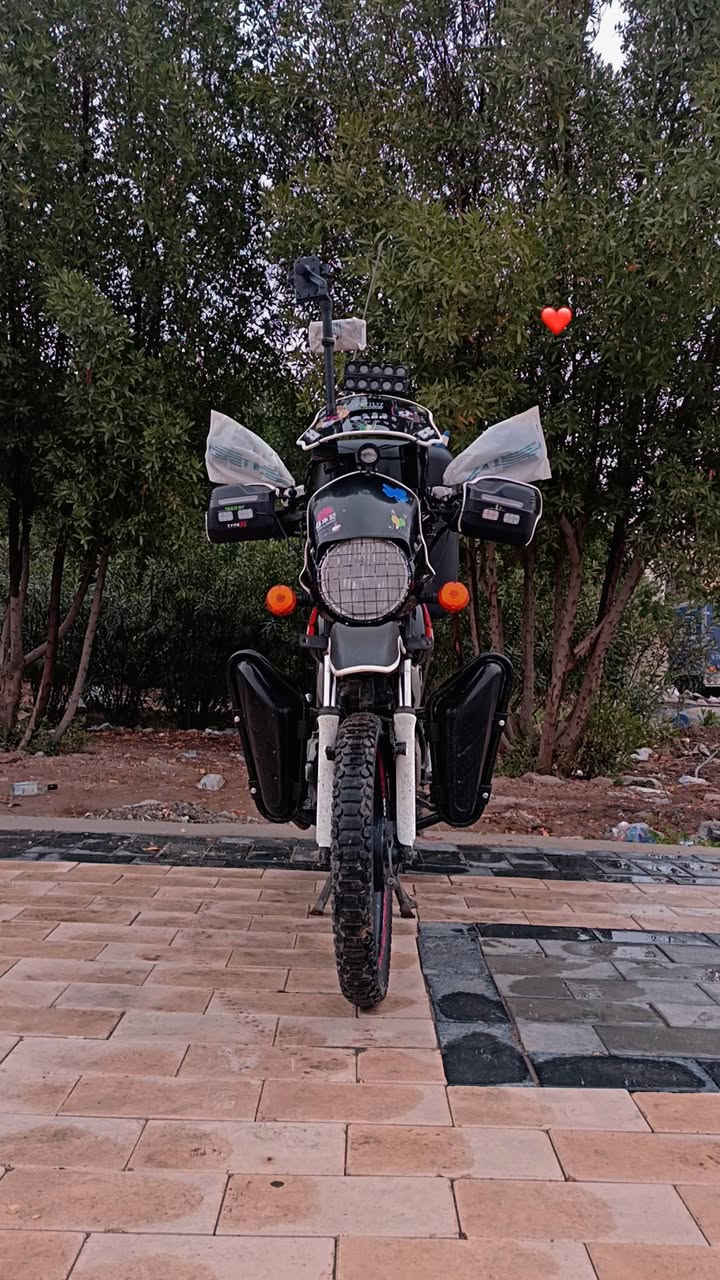 سلام عليكم اخوان بوكسر ٢٢ داخله ب ٢٣ كلش نضيفه وحلوه وبيها هواي اضافات مابيها نقص.. اوراق اصوليه فقط ٦ شراي ادخل خاص او اتصل ***********
