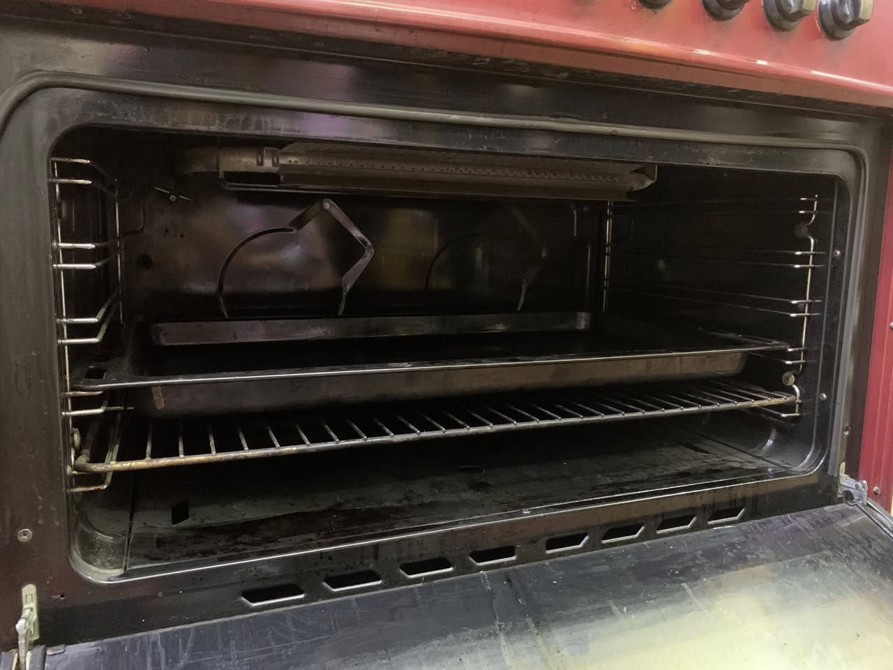 طباخ للبيع 
٥ عيون شغال والفرن شغال سعر ١٠٠ الف وبعد بي مجال 
للاستفسار خاص


**إذا كنت صاحب هذا الإعلان وتريد حذفه لأي سبب، رجاءا أرسل رسالة إلى الدعم الفني**