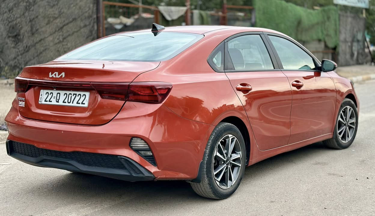 #شركة_ربيع_الامل 
🚨طبعاً العروض مالتنة ما تخلص🚨

2023 KIA FORTE, LX

✈️وصول كيا فورتي موديل 2023✈️

💸السعر  145 💸

‼️حادث السيارة جاملغ وباب فقط موضح بالمنشور ‼️ 

‏✨ مميزات السيارة:
‏
‏محرك اقتصادي و أداء ثابت 2000 دوش 
 
متصل بناقل حركة من 8 سرعات
‏
‏ناقل حركة اوتماتيك
‏
‏نظام تكييف فعّال
‏
‏شاشة وسطية  مع كاميرا رجوع
‏
‏تصميم داخلي أنيق ومريح
‏
‏مواصفات عالية الجودة من شركة كيا العالمية
‏
‏📍موقعنا على googel map ,  ويز

استخدم Waze للقيادة إلى Baghdad - بغداد: https://waze.com/ul/hsvztkn5yx

‏
‏📞 للأستفسار عن العروض الجديدة الأتصال : 
‏
***********☎️
☎️ ‭***********‬

الارقام متوفرة واتساب‏
‏
