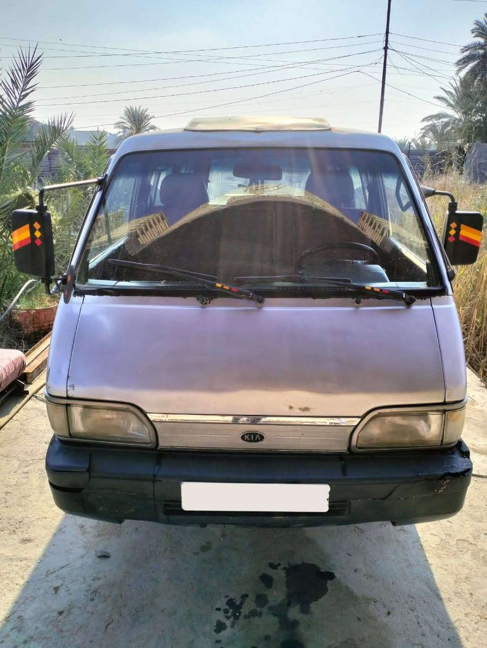 كيا بستا ١٩٩٣ بأسمي  رقم  اصفر حمل 
سيارة محرك گايم وباقي تفاصيل السيارة جاهزة
السعر ٢٨ ورقة علماً ان السيارة لا تعمل 
***********
