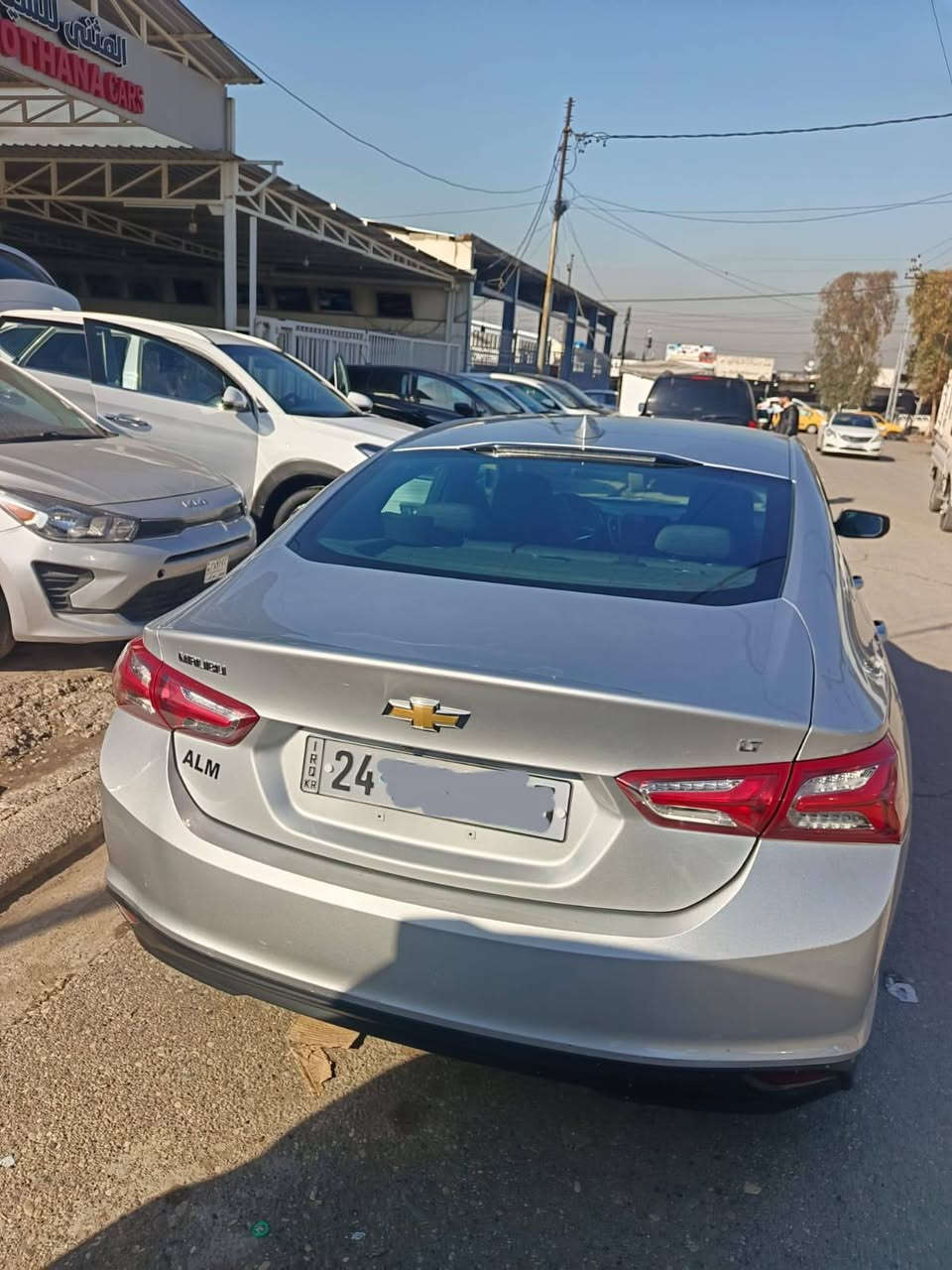 سيارة للبيع موديل 2022 امريكي ماشيه 130 الف
ضررها جاملغ امامي اتجاه السائق رقم دهوك شرط تحويل
سعر 125 $ للاستفسار اتصال عل رقم ***********
