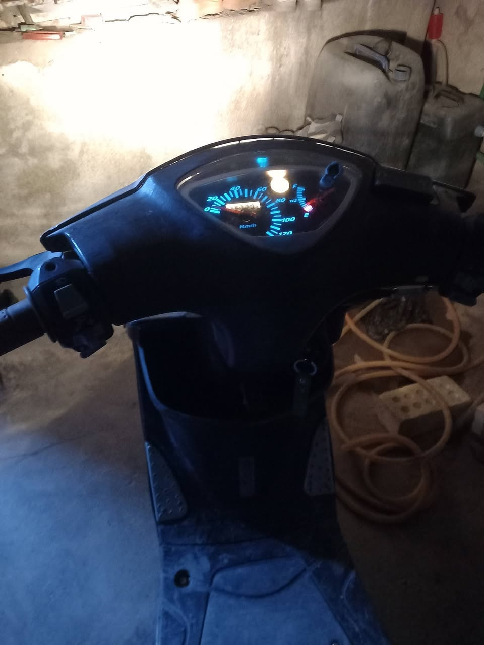 السلام عليكم دراجه للبيع ماكس سعره ٥٠٠ مكان بغداد الدورة الرقم ***********
