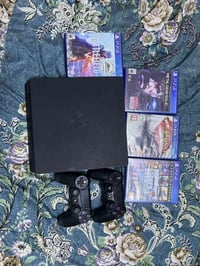 بلي 4 ذاكره500 ويه كل العاب ويده عدد2 وبلي جديد الله شاهد  الرقم 07719...