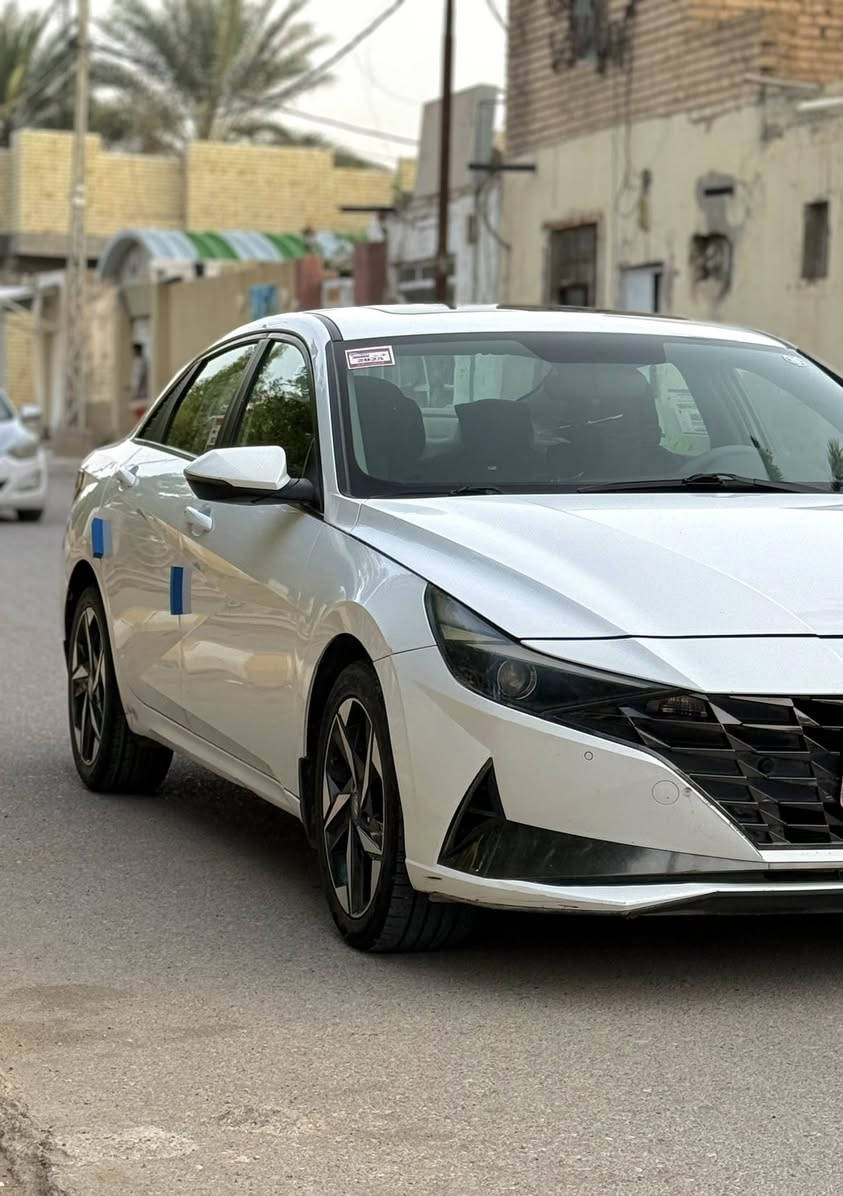 النترا 2023 خليجي استقطاع مباشر رقم بغداد باقي سنه ونص وتصير حره عدنه بيها وكاله عامه مطلقه تحويل وكاله مضمون سياره فول مواصفات 1/1 بصمه تشغيل + تشغيل عن بعد شاشه وكامره حساسات اماميه وخلفيه لد امامي وخلفي شحن لاسلكي وباقي المواصفات معروفه  مكفوله كفاله عامه مكينه 2000 دوش گير AT سياره جاهزه للاخير منقصها كلشي مكان السياره واسط السعر 148 وبيها مجال بيع فقط ***********
