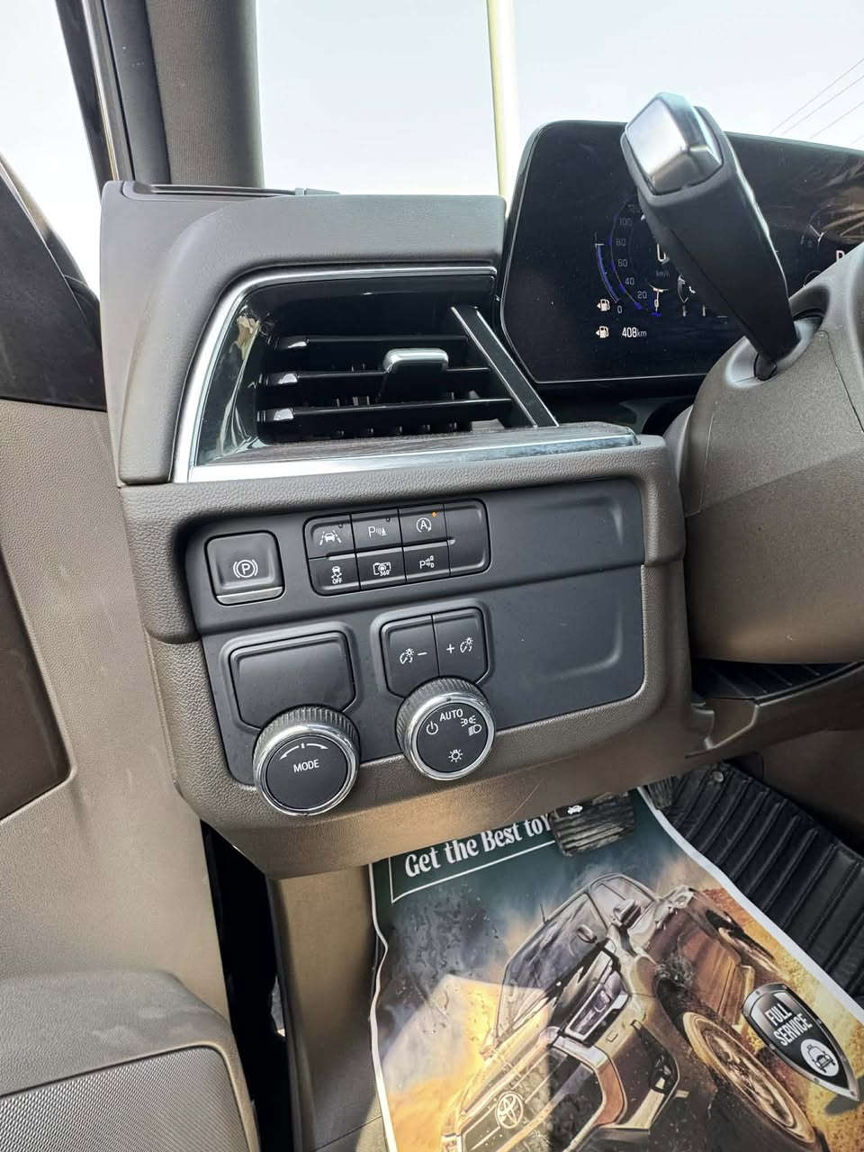 السلام عليكم 
تاهو 2025
فول عدا الفتحه 
ماشيه 4000 زيرو 
مكانها الانبار فلوجة 
السعر 5 شدات 70 ورقه 
***********
