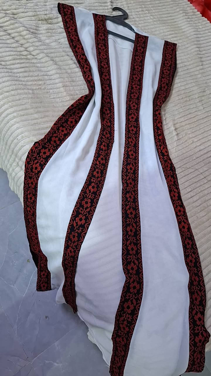 بشتات وجبب اسود يفيدنجن المحرم سواد فاحم متوفر توصيل


**إذا كنت صاحب هذا الإعلان وتريد حذفه لأي سبب، رجاءا أرسل رسالة إلى الدعم الفني**