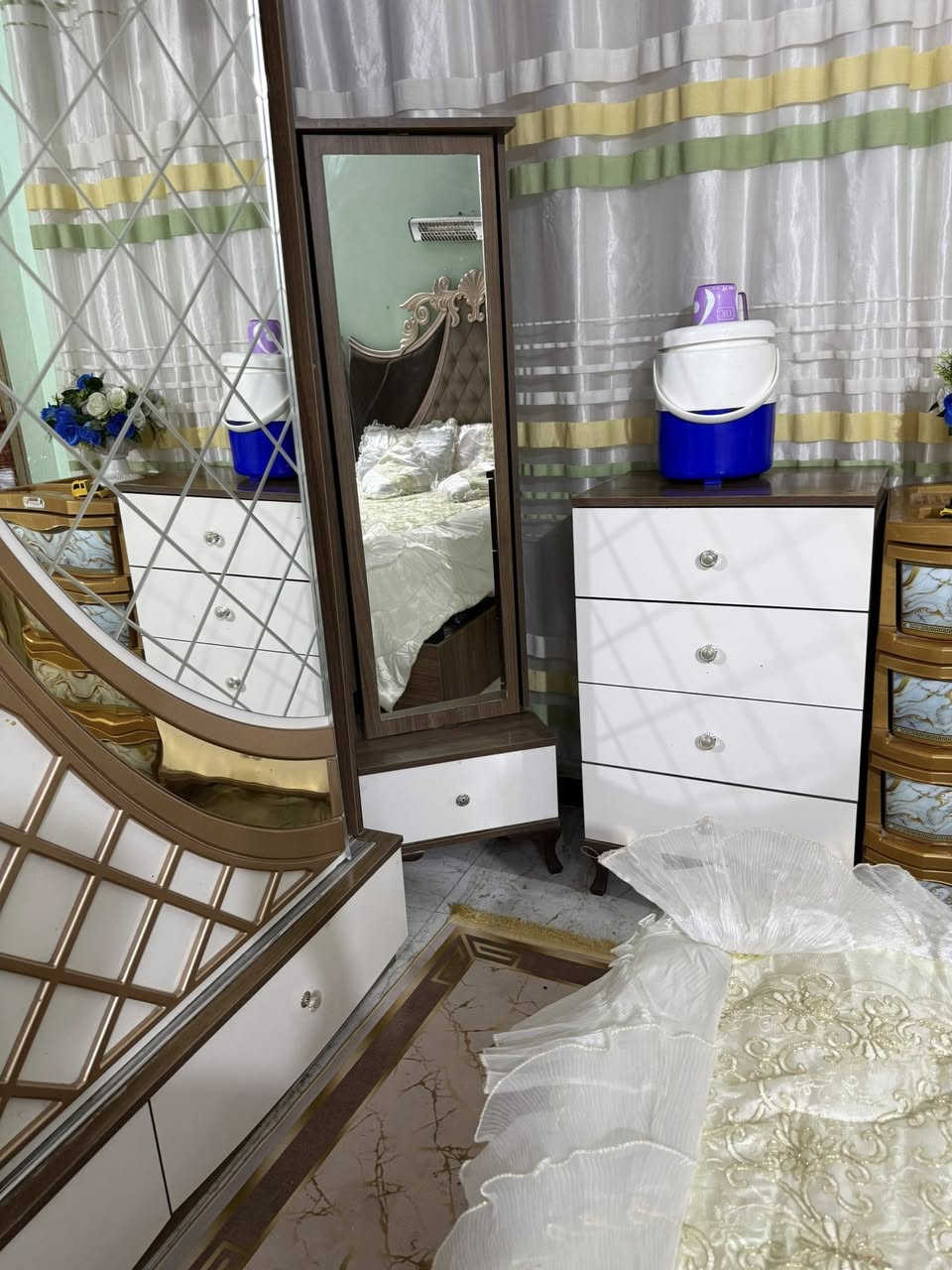 للبيع غرفة نوم تركي   نظيفة سعر الشراء مليونين ونص سعر البيع ٥٥٠ وبيه مجال بسيط مع دوشك ونزله


**إذا كنت صاحب هذا الإعلان وتريد حذفه لأي سبب، رجاءا أرسل رسالة إلى الدعم الفني**